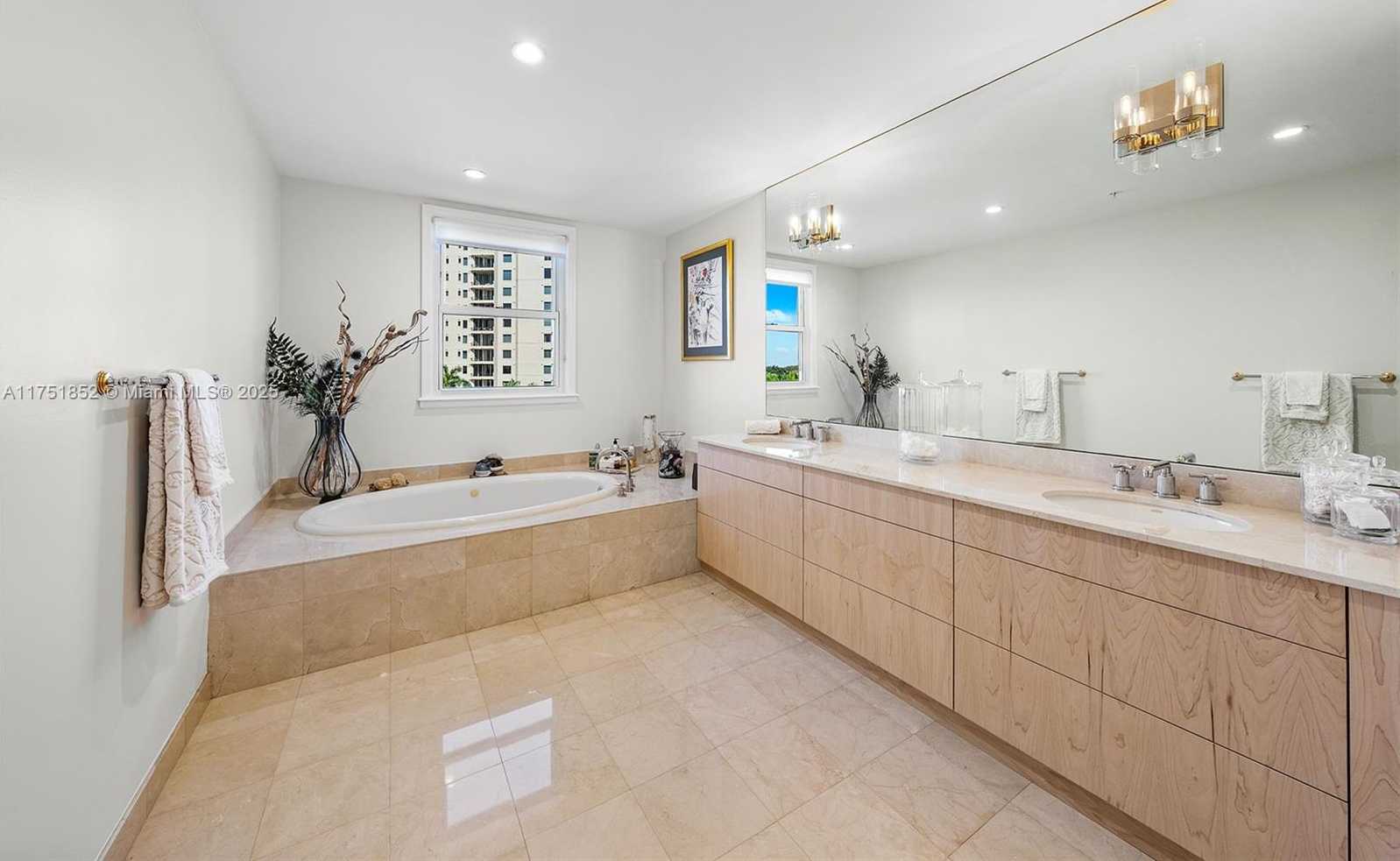 Small Image of 13633 DEERING BAY DR #256, Coral Gables Number 16