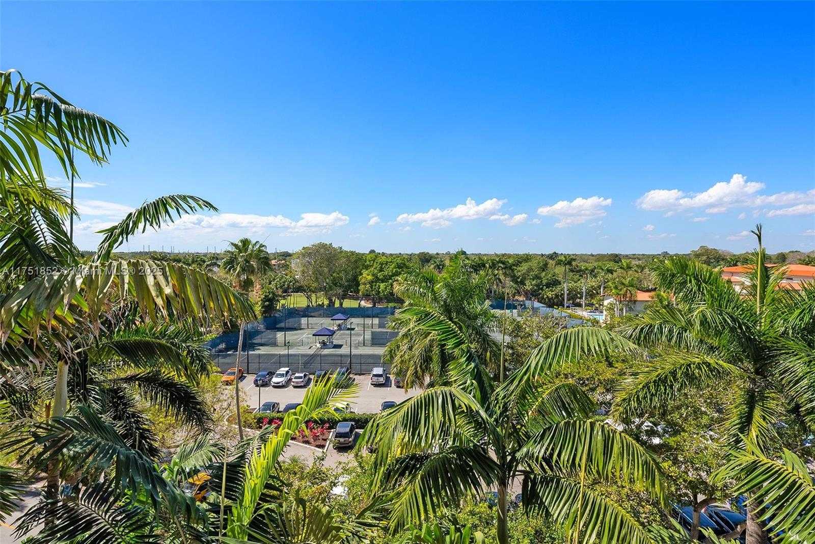 Small Image of 13633 DEERING BAY DR #256, Coral Gables Number 32