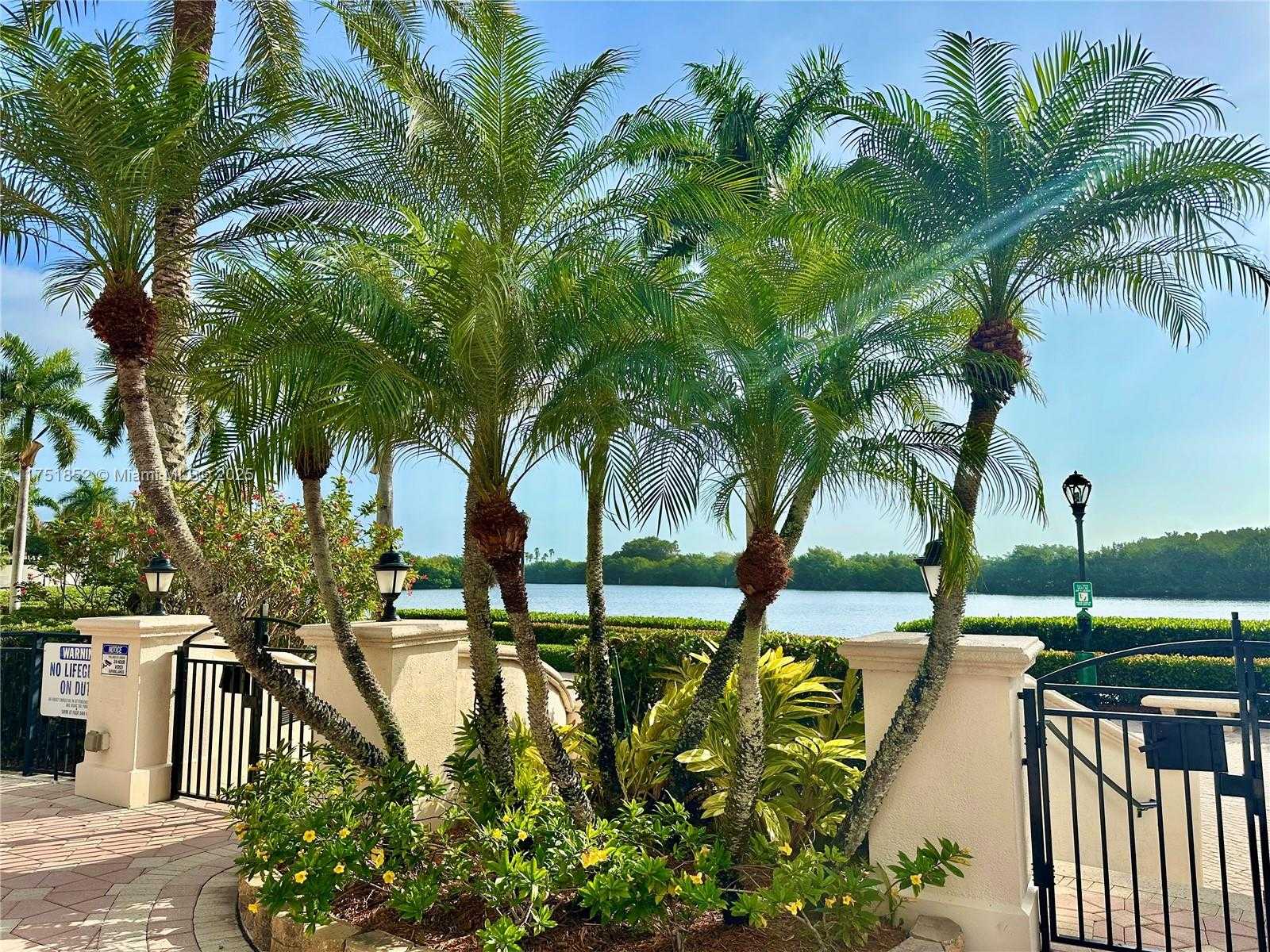Small Image of 13633 DEERING BAY DR #256, Coral Gables Number 43