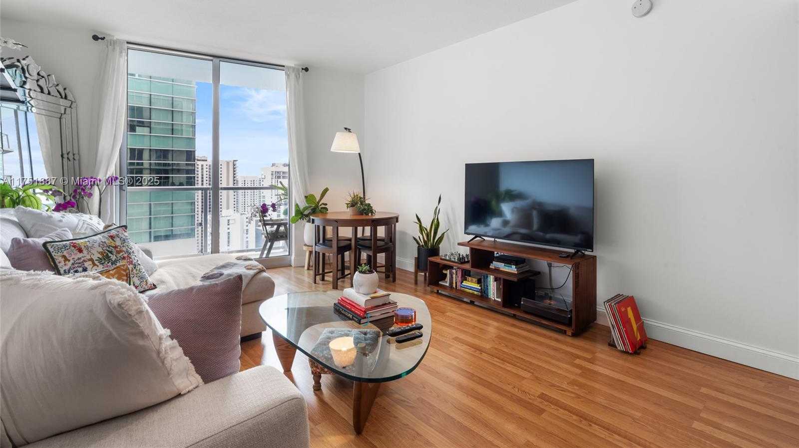 Small Image of 185 SOUTH WEST 7TH ST #2508, Miami Number 11