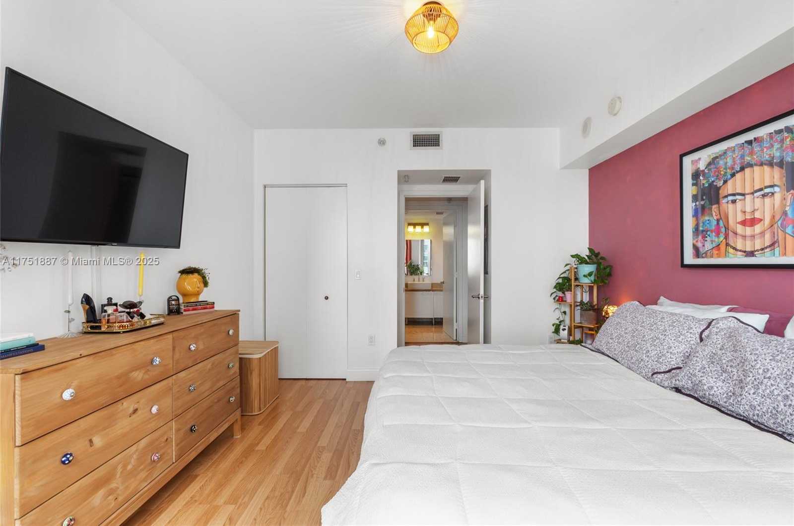 Small Image of 185 SOUTH WEST 7TH ST #2508, Miami Number 19