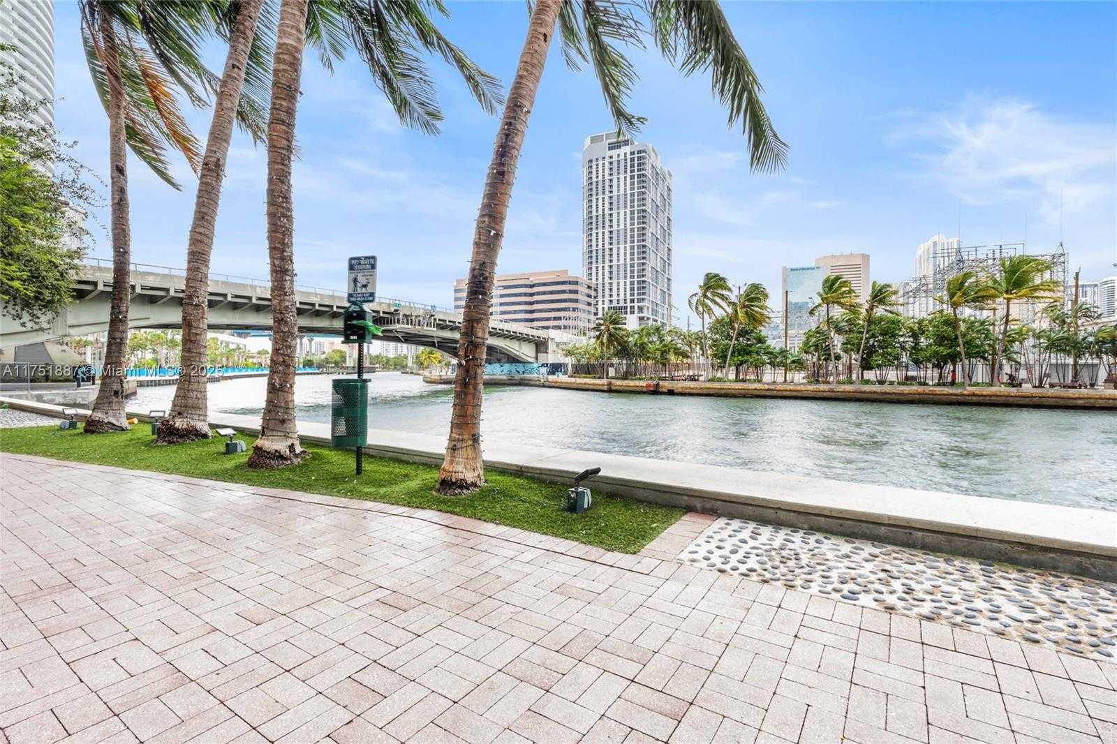 Small Image of 185 SOUTH WEST 7TH ST #2508, Miami Number 33