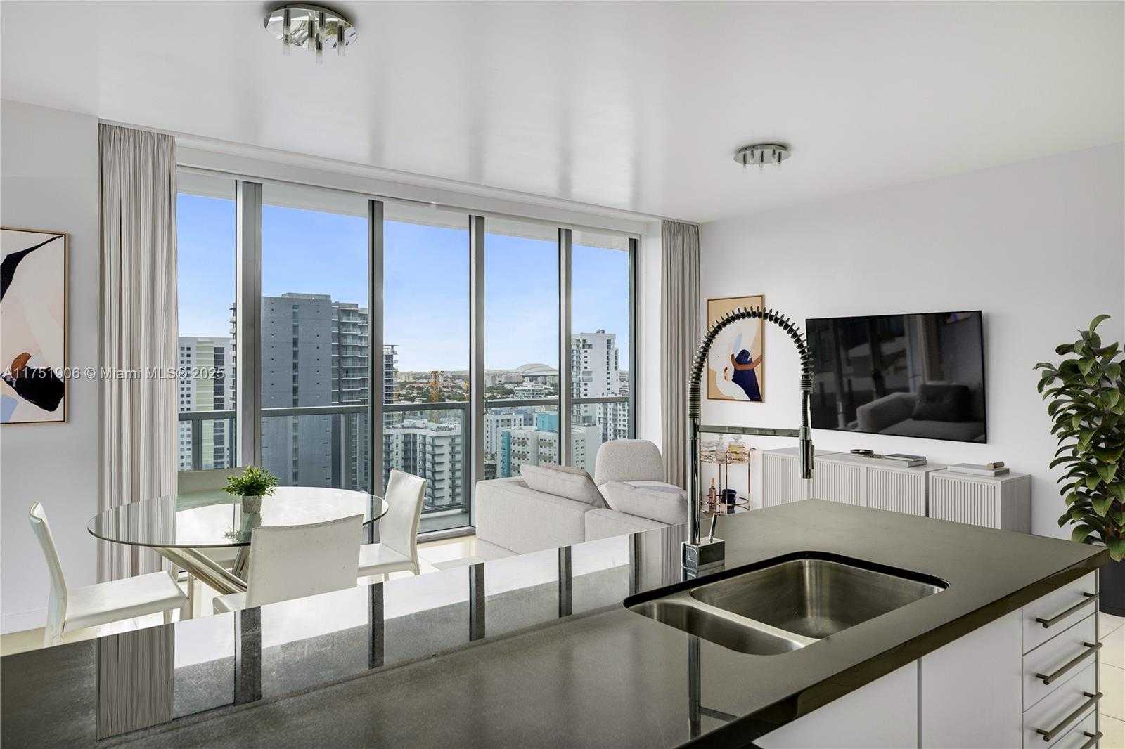 Small Image of 1111 SOUTH WEST 1ST AVE #2914-N, Miami Number 2