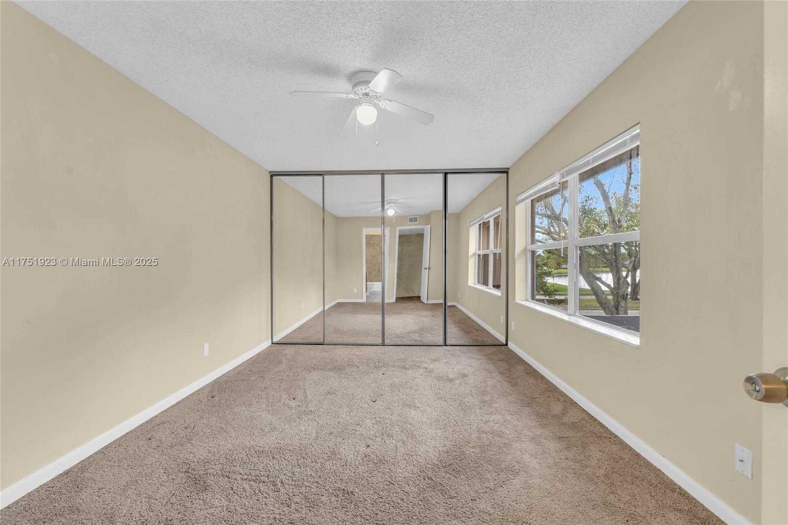 Small Image of 3104 KINGSTON CT #11D, West Palm Beach Number 21