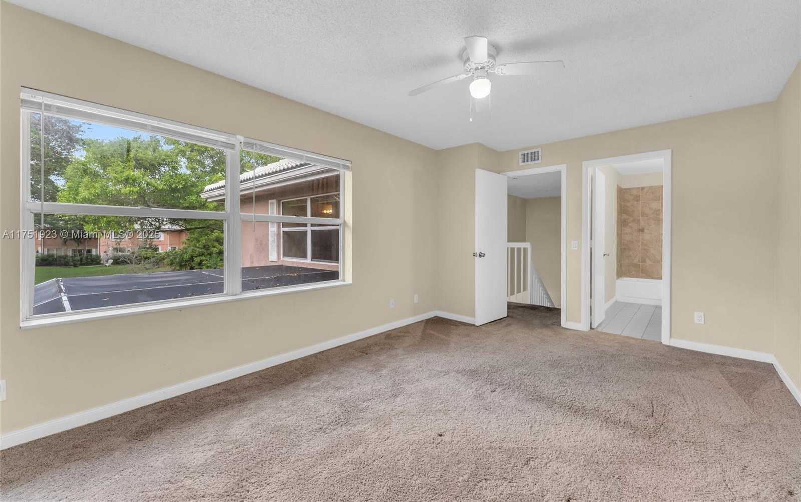 Small Image of 3104 KINGSTON CT #11D, West Palm Beach Number 22