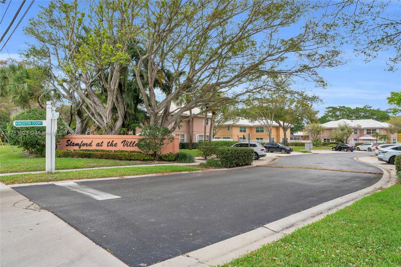 Small Image of 3104 KINGSTON CT #11D, West Palm Beach Number 26