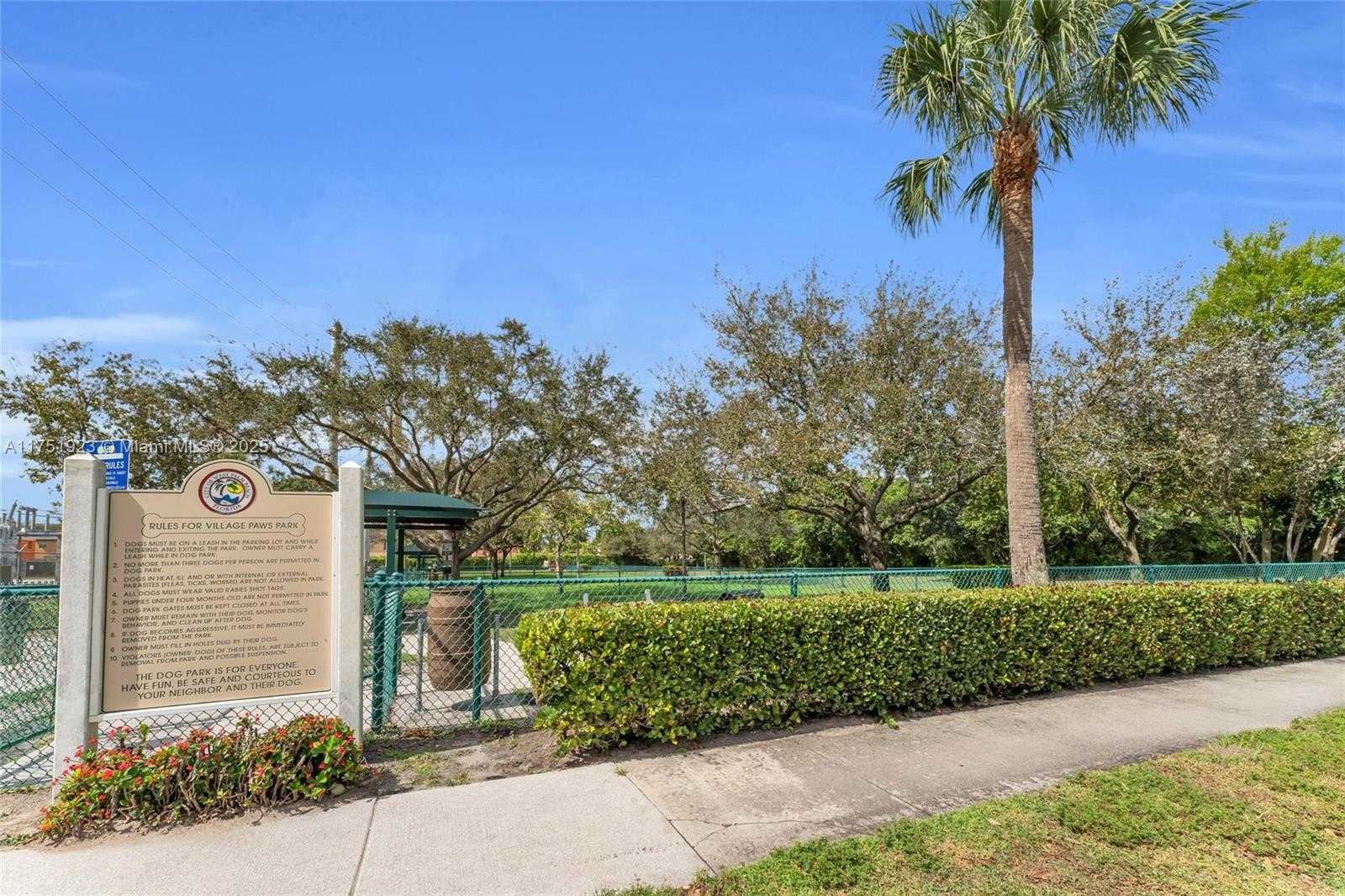 Small Image of 3104 KINGSTON CT #11D, West Palm Beach Number 27