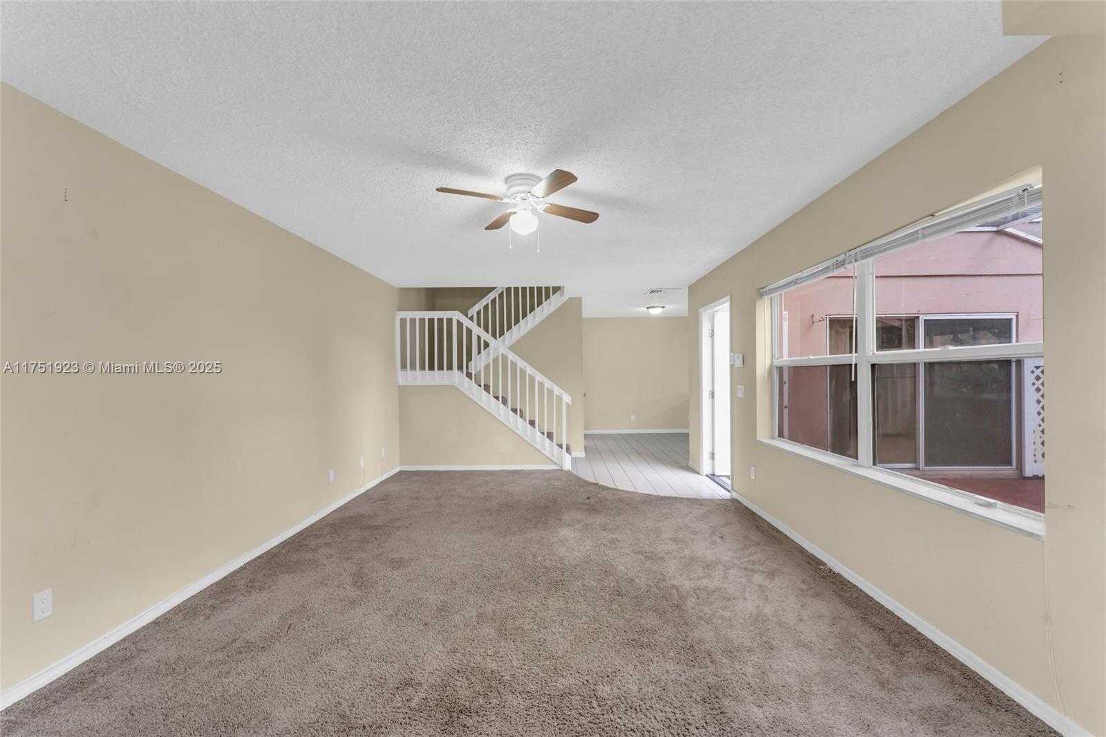 Small Image of 3104 KINGSTON CT #11D, West Palm Beach Number 8