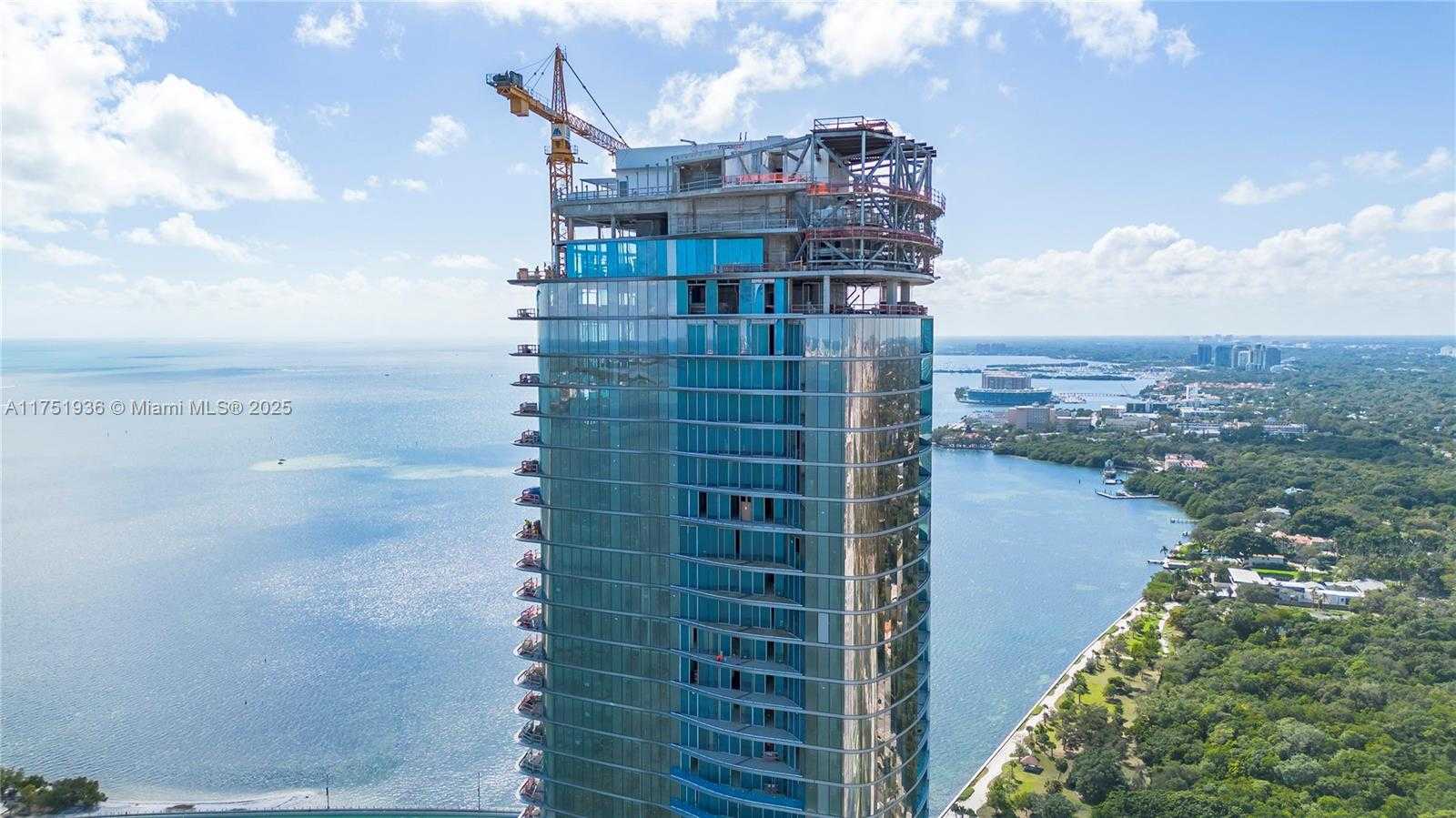 Small Image of 175 SOUTH EAST 25 RD #2104, Miami Number 3