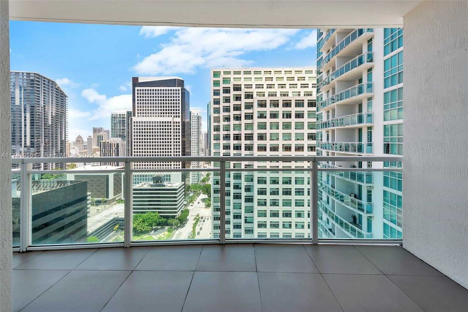 Small Image of 951 BRICKELL AV #2701, Miami Number 2