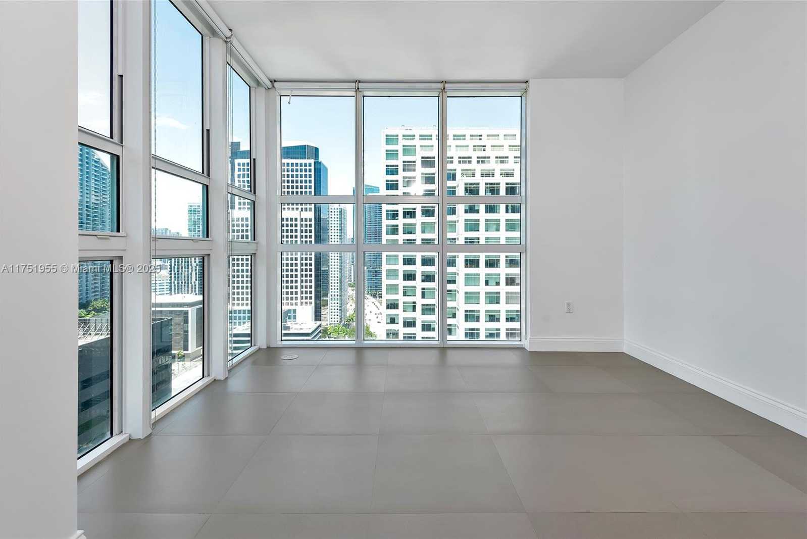 Small Image of 951 BRICKELL AV #2701, Miami Number 33