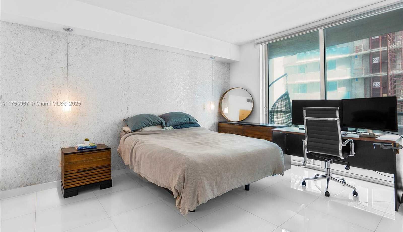 Small Image of 55 SE 6th St, Miami, FL 33131, USA Number 16