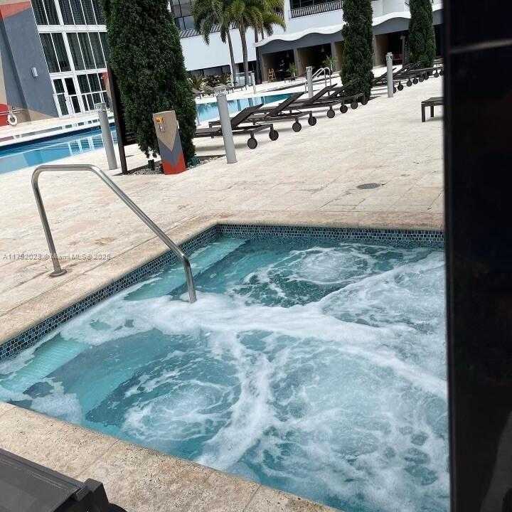 Small Image of 50 BISCAYNE BLVD #705, Miami Number 10