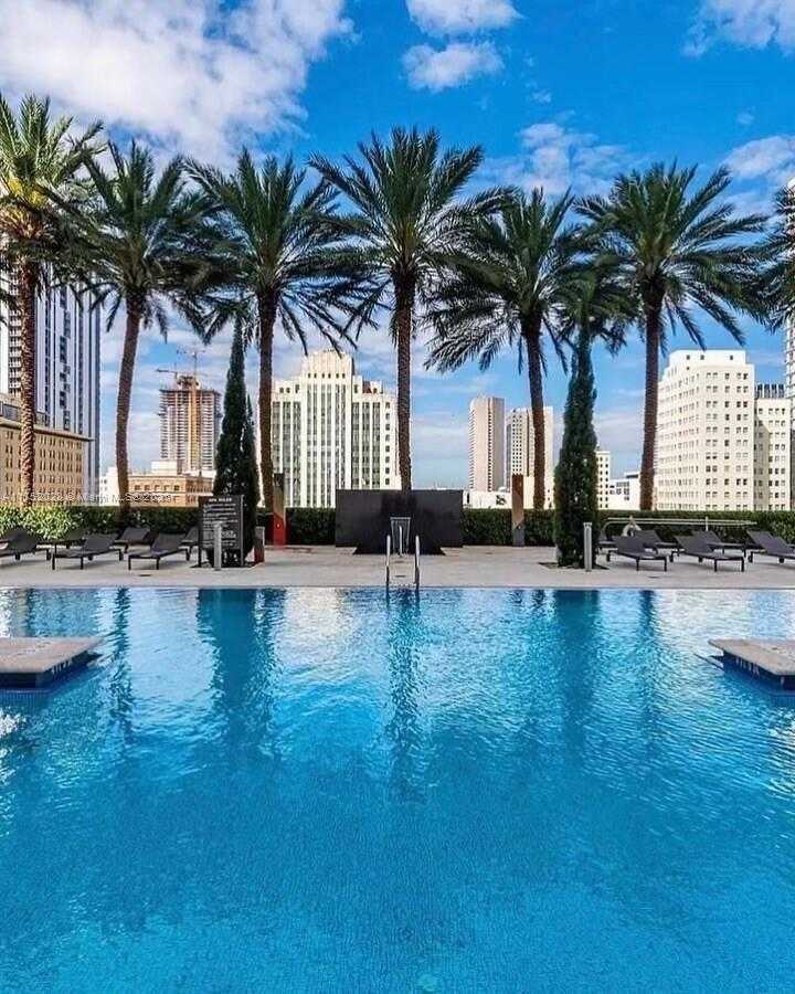 Small Image of 50 BISCAYNE BLVD #705, Miami Number 9