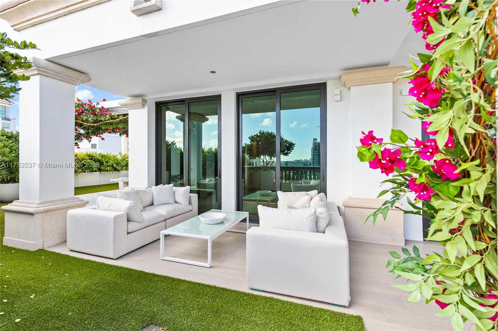 Small Image of 275 GIRALDA AVE #PH, Coral Gables Number 30