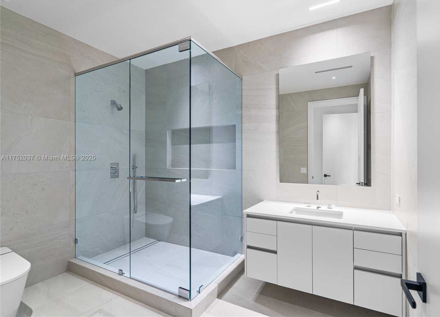 Small Image of 275 GIRALDA AVE #PH, Coral Gables Number 52