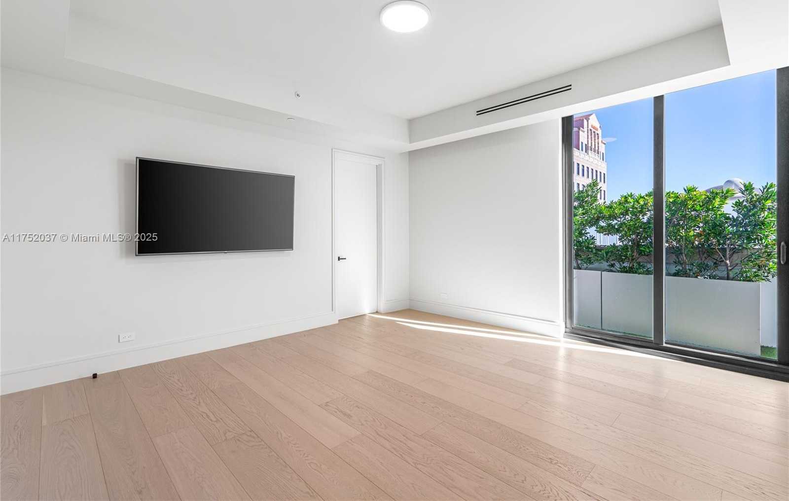 Small Image of 275 GIRALDA AVE #PH, Coral Gables Number 55