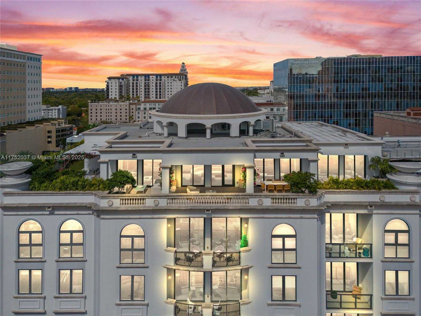 Small Image of 275 GIRALDA AVE #PH, Coral Gables Number 57