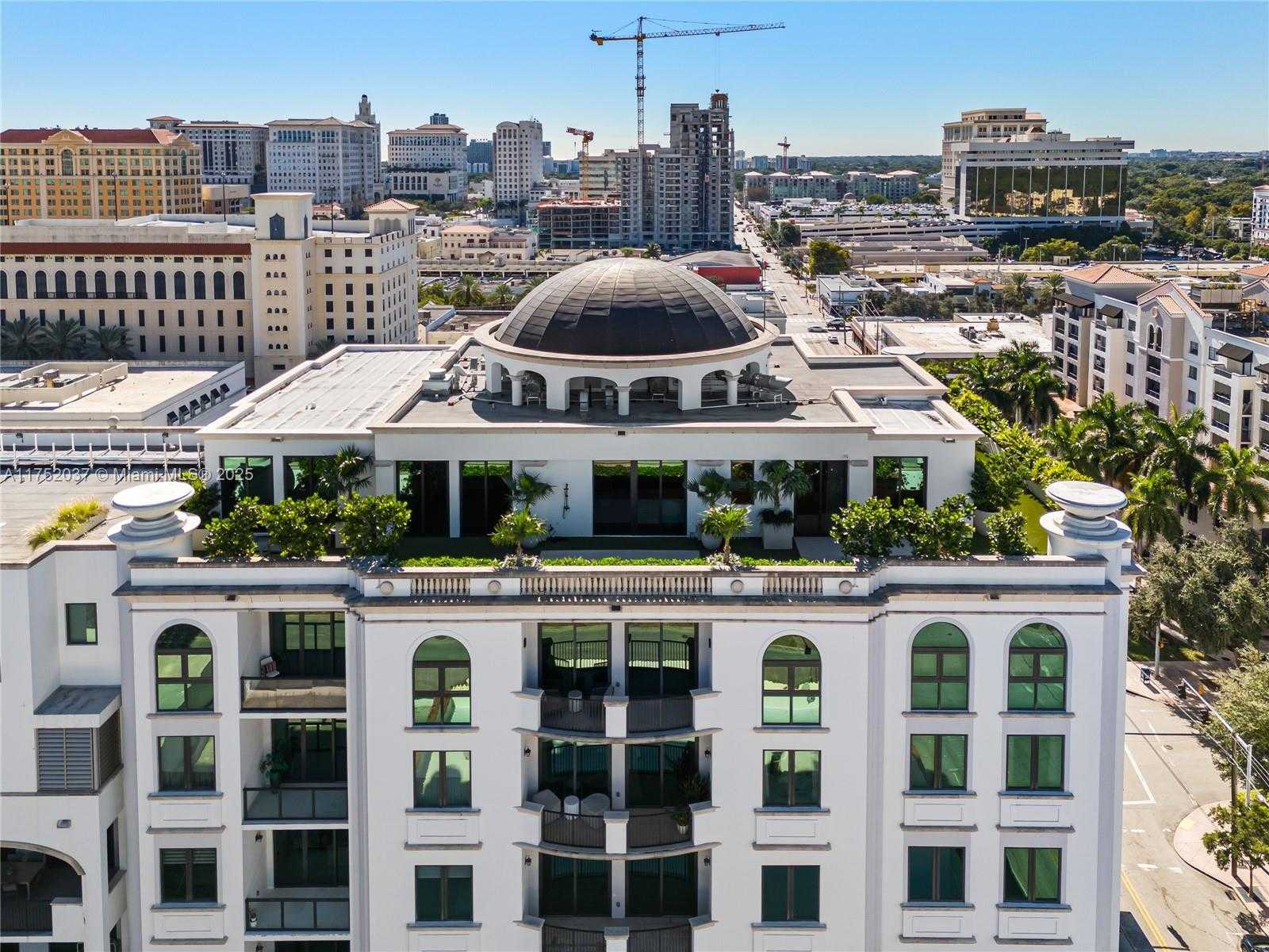 Small Image of 275 GIRALDA AVE #PH, Coral Gables Number 60