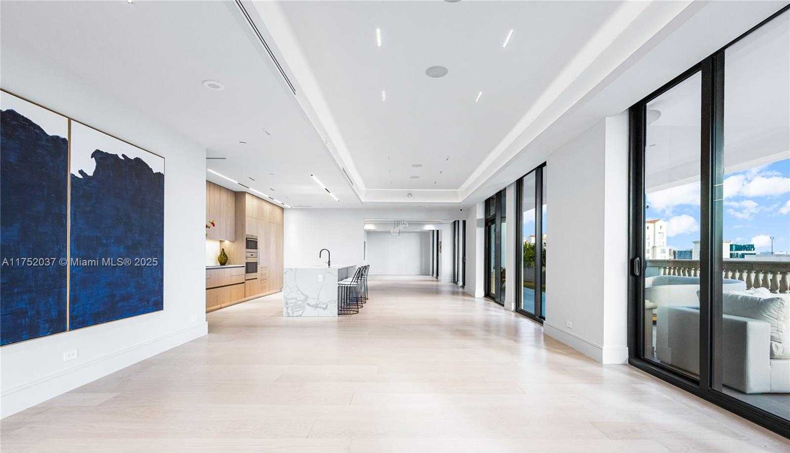 Small Image of 275 GIRALDA AVE #PH, Coral Gables Number 9