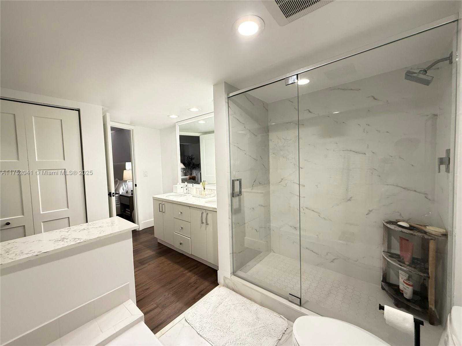 Small Image of 600 BILTMORE WAY #215, Coral Gables Number 11