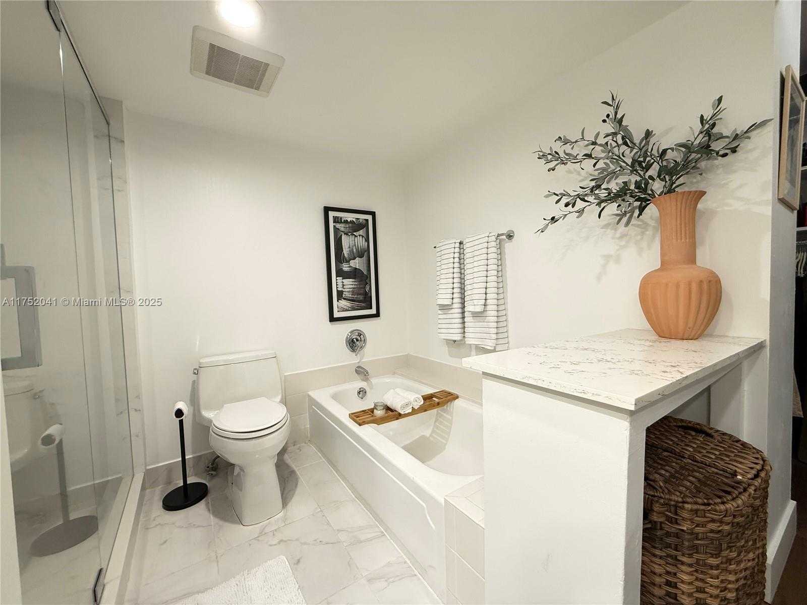 Small Image of 600 BILTMORE WAY #215, Coral Gables Number 12