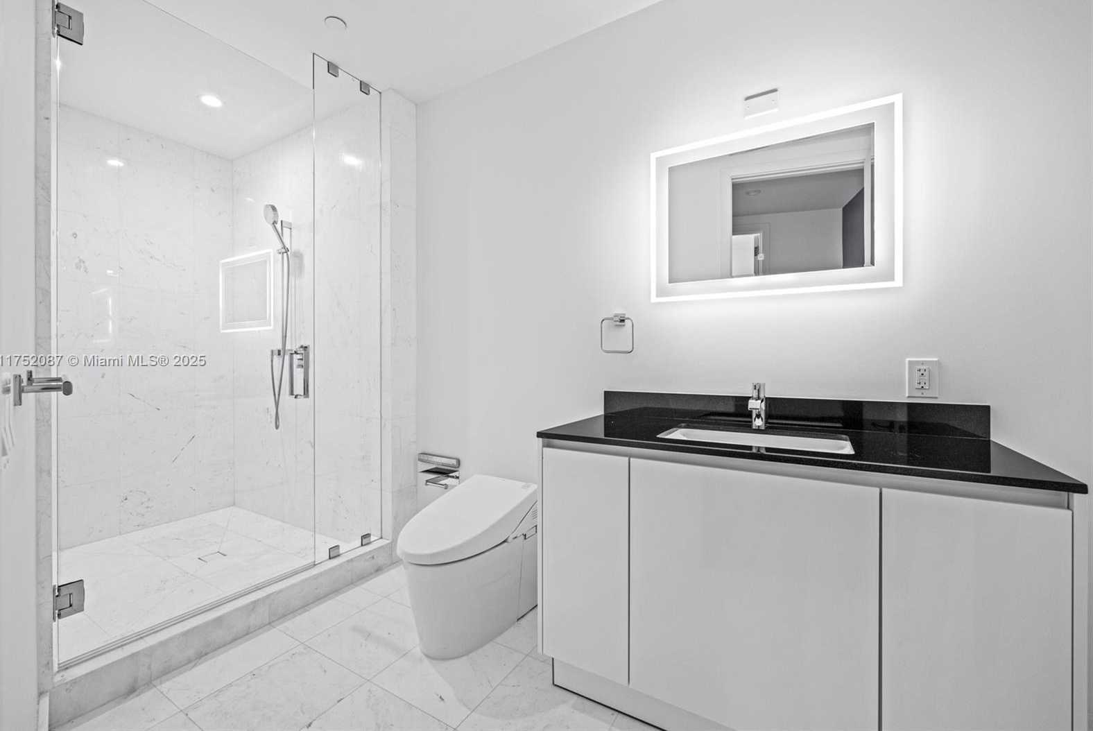 Small Image of 18555 COLLINS AVE #2305, Sunny Isles Beach Number 26