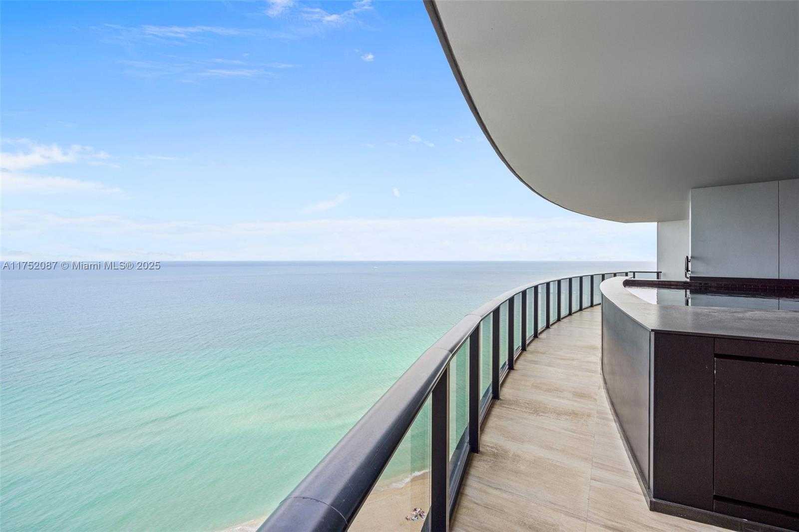 Small Image of 18555 COLLINS AVE #2305, Sunny Isles Beach Number 3