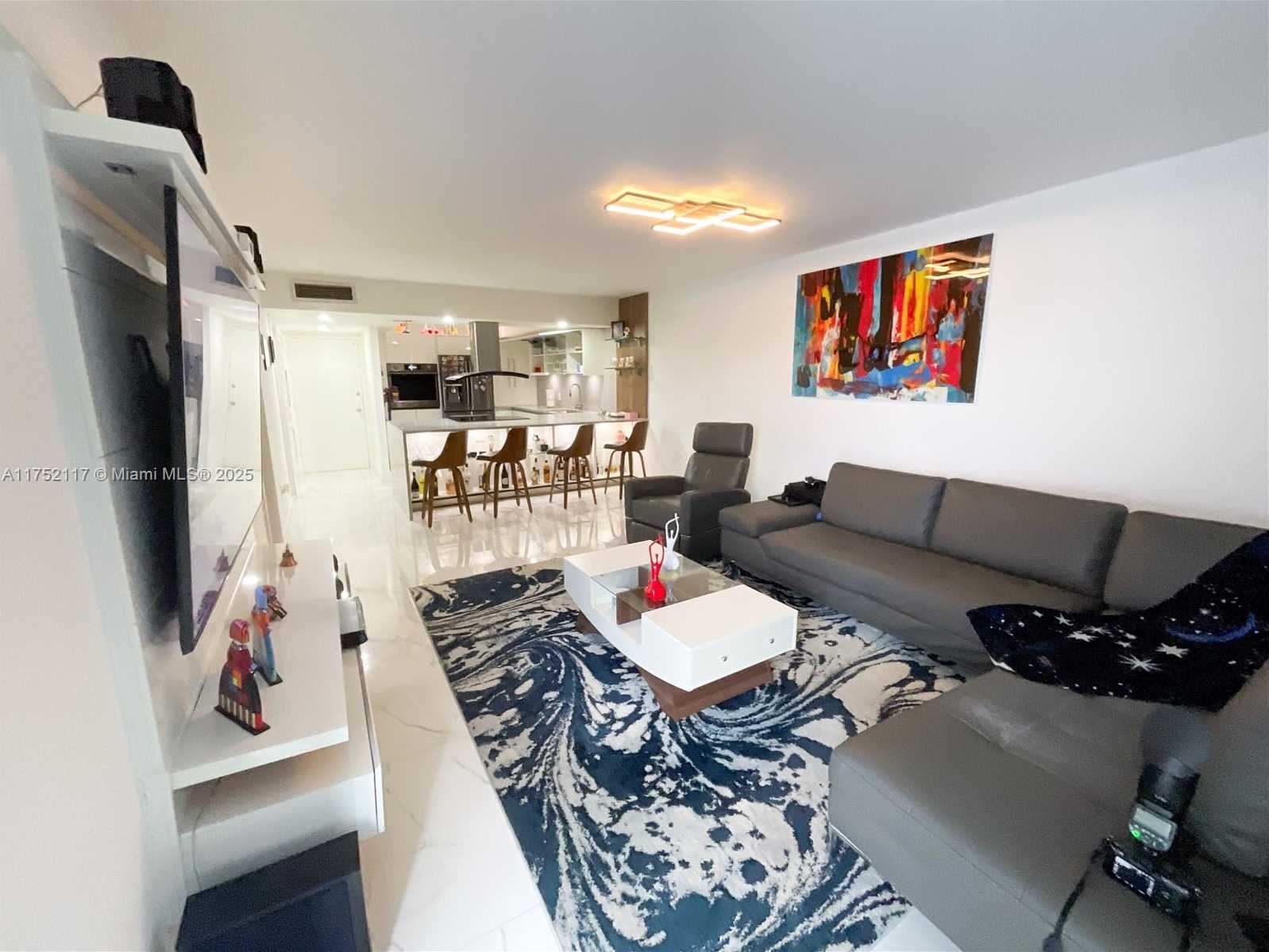 Small Image of 1301 NORTH EAST MIAMI GARDENS DR #501W, Miami Number 8