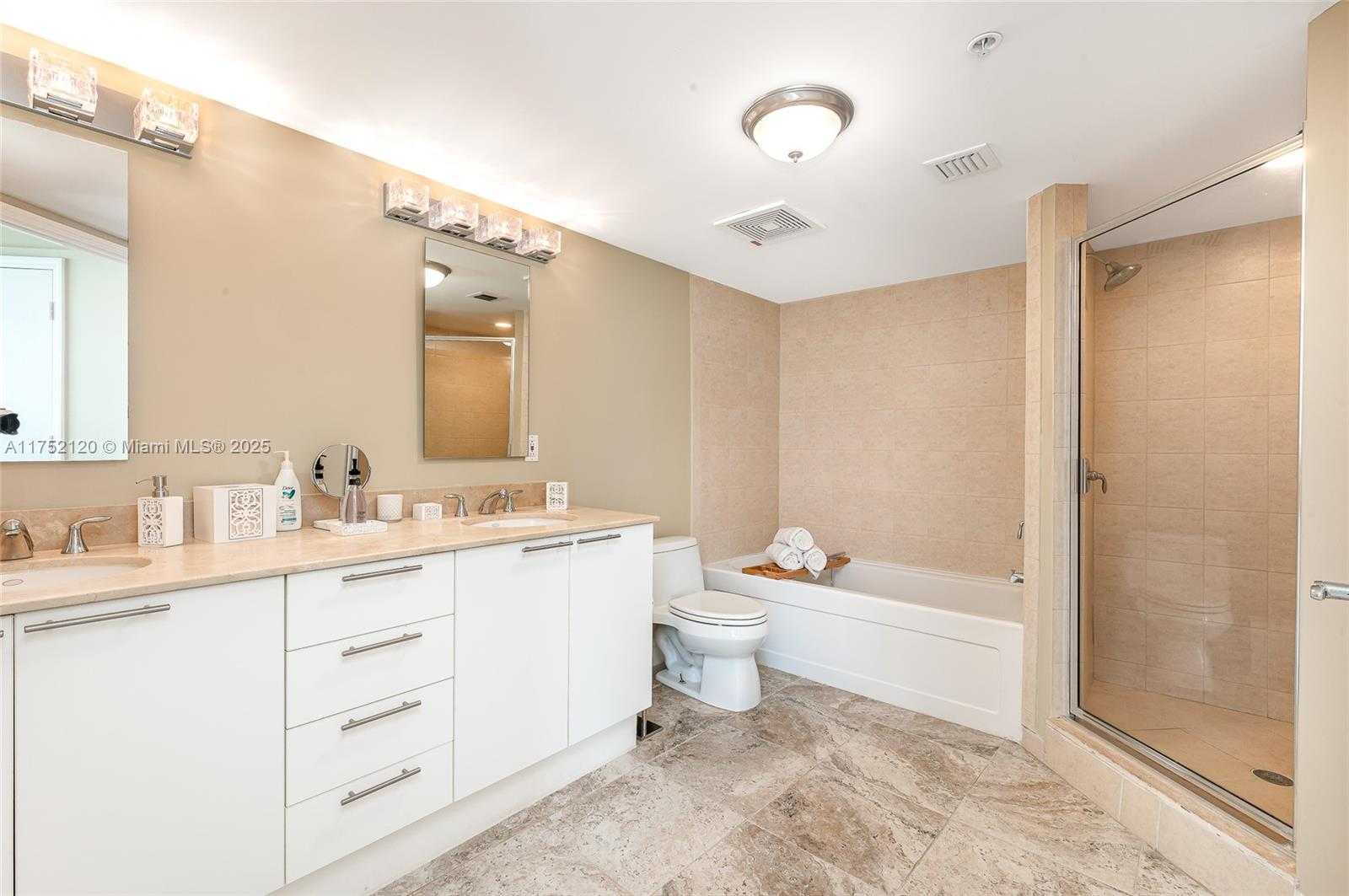 Small Image of 16699 COLLINS AVE #3010, Sunny Isles Beach Number 16