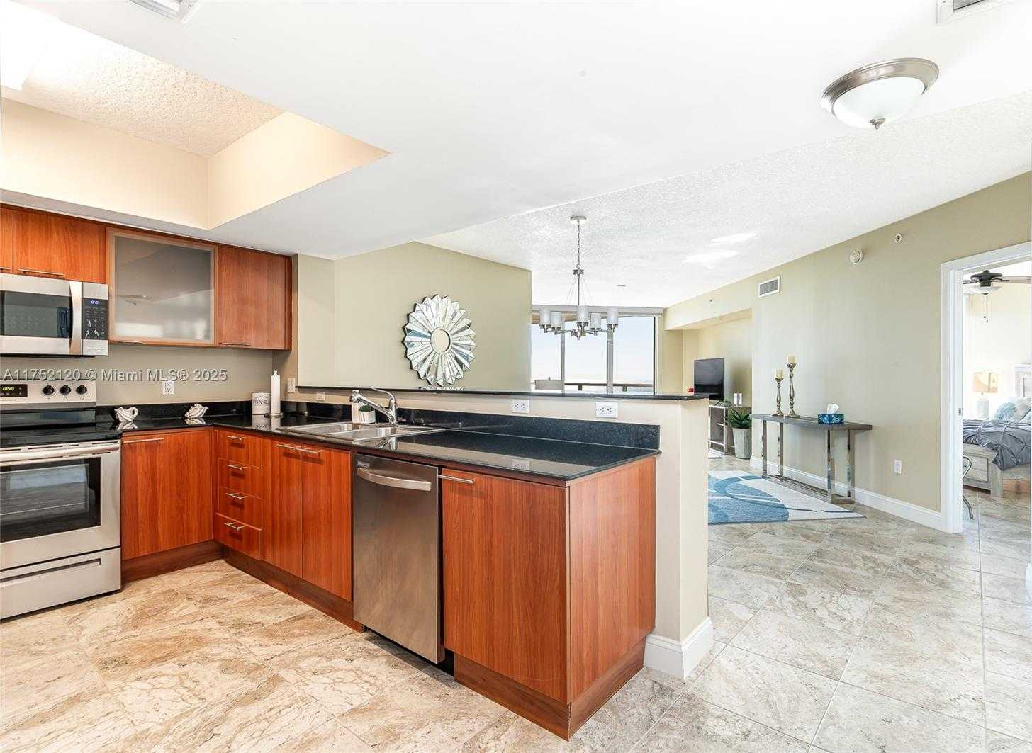 Small Image of 16699 COLLINS AVE #3010, Sunny Isles Beach Number 7