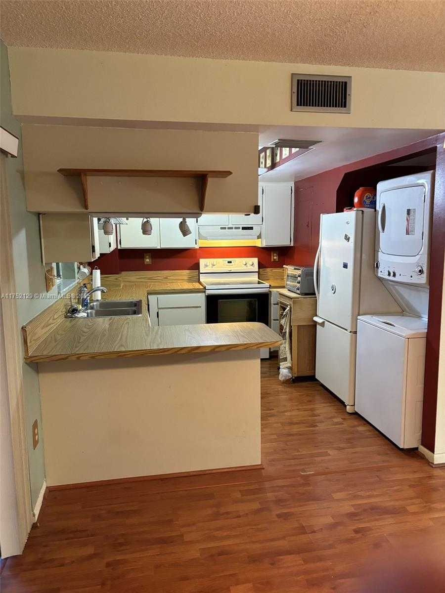 Small Image of 12371 SOUTH WEST 52ND ST, Cooper City Number 5