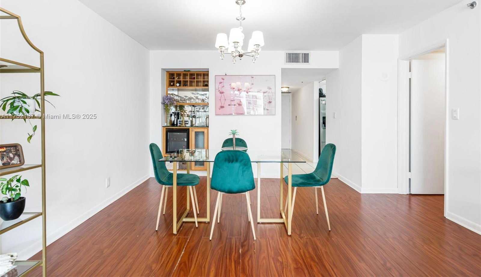 Small Image of 1717 NORTH BAYSHORE DR #A-3242, Miami Number 11
