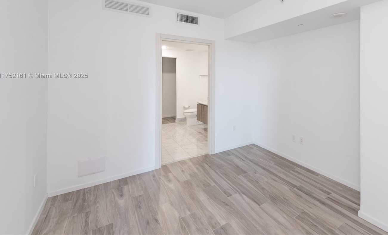 Small Image of 801 SOUTH MIAMI AVE #1602, Miami Number 11