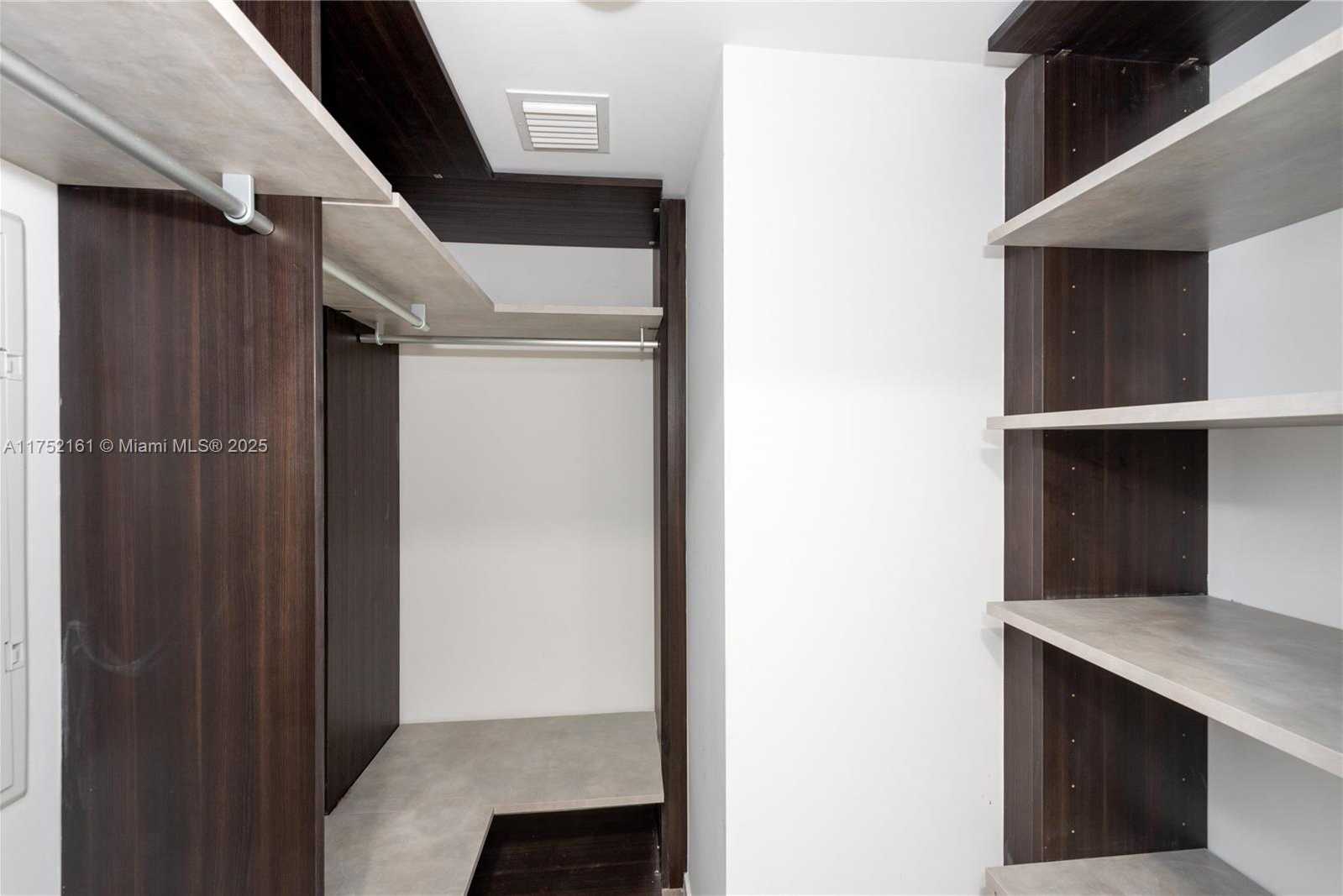 Small Image of 801 SOUTH MIAMI AVE #1602, Miami Number 16