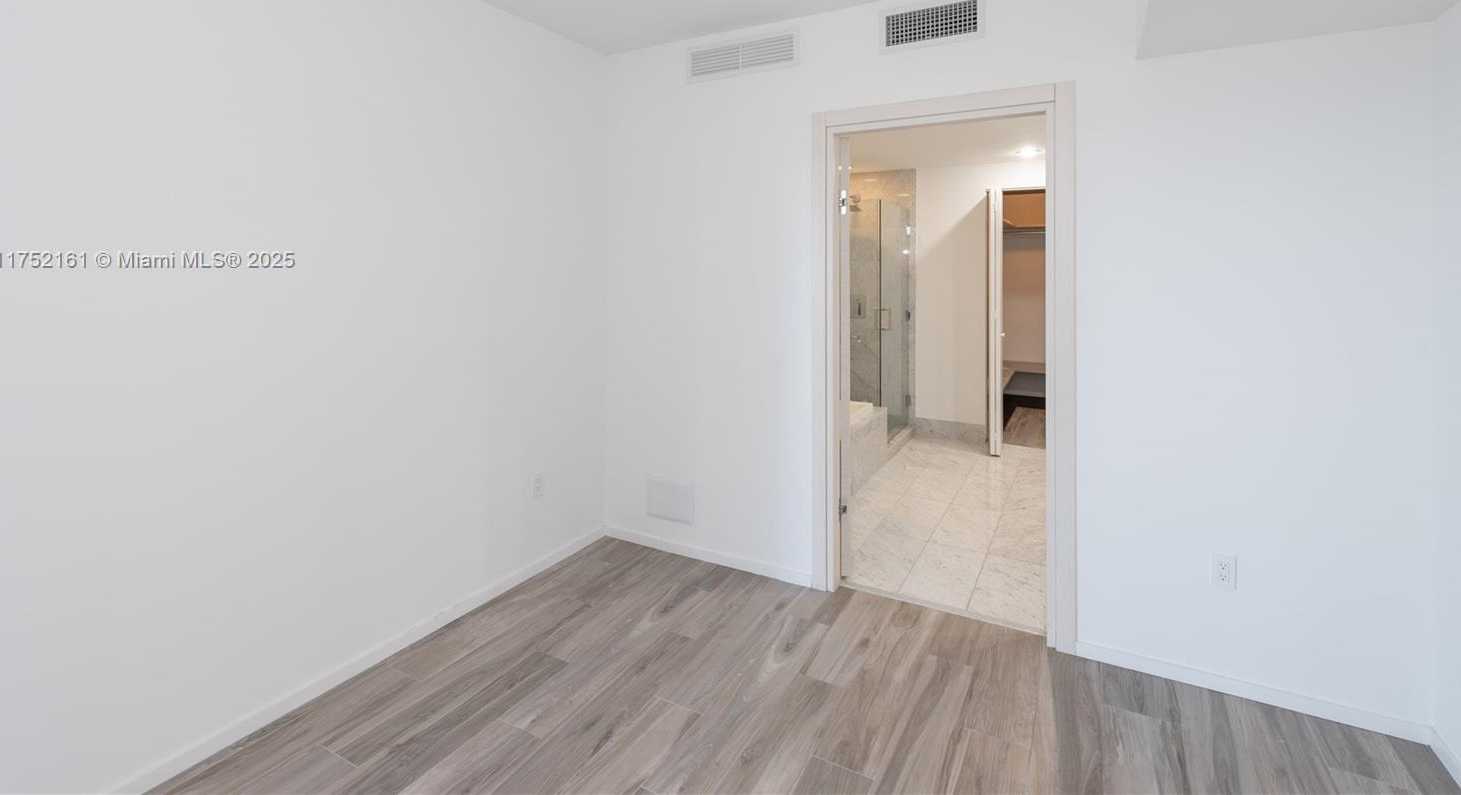 Small Image of 801 SOUTH MIAMI AVE #1602, Miami Number 18