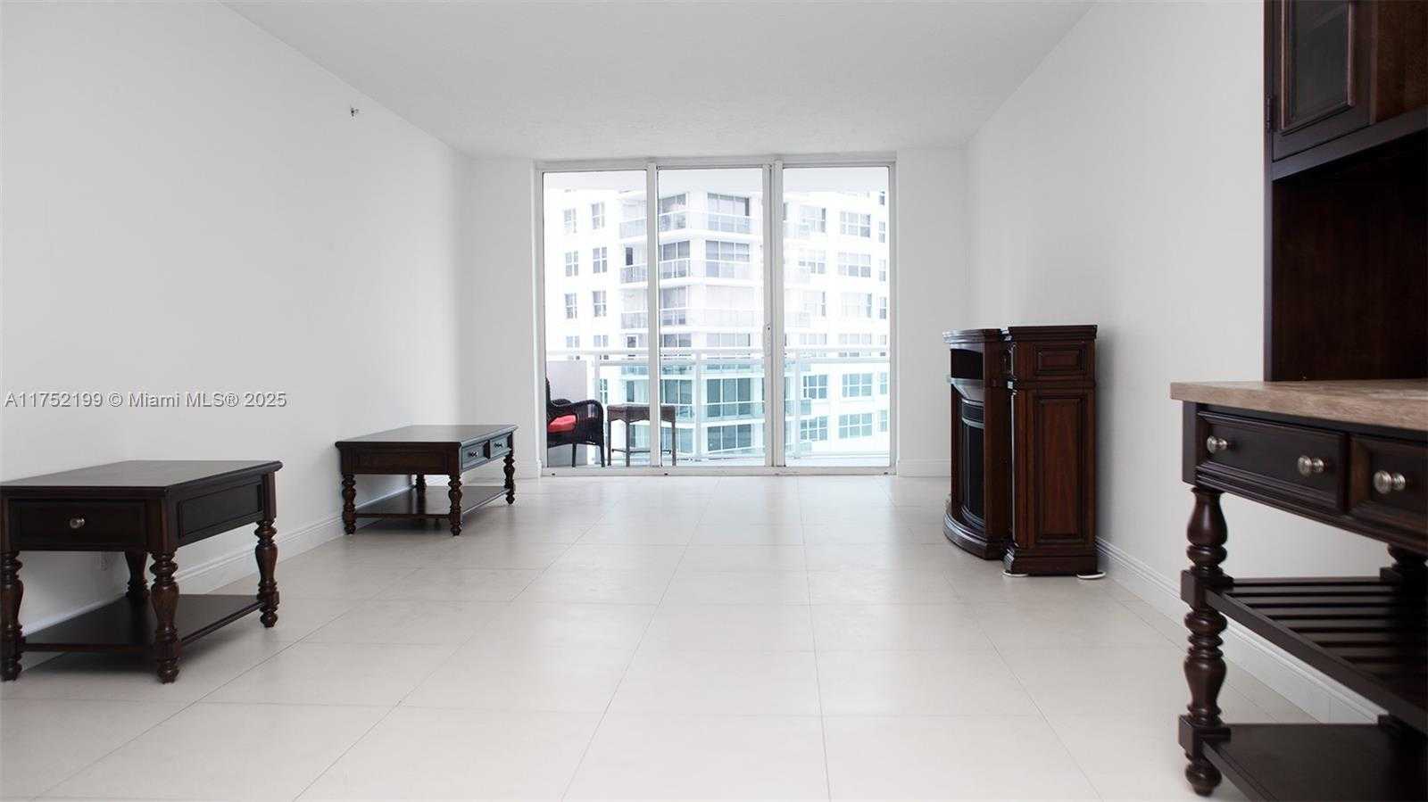 Small Image of 3001 SOUTH OCEAN DR #545, Hollywood Number 2