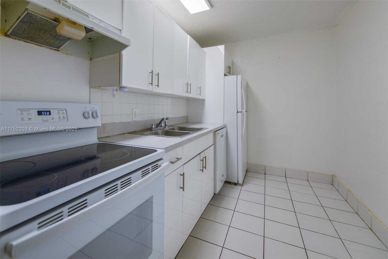 Small Image of 1251 NORTH EAST 108TH ST #411, Miami Number 10