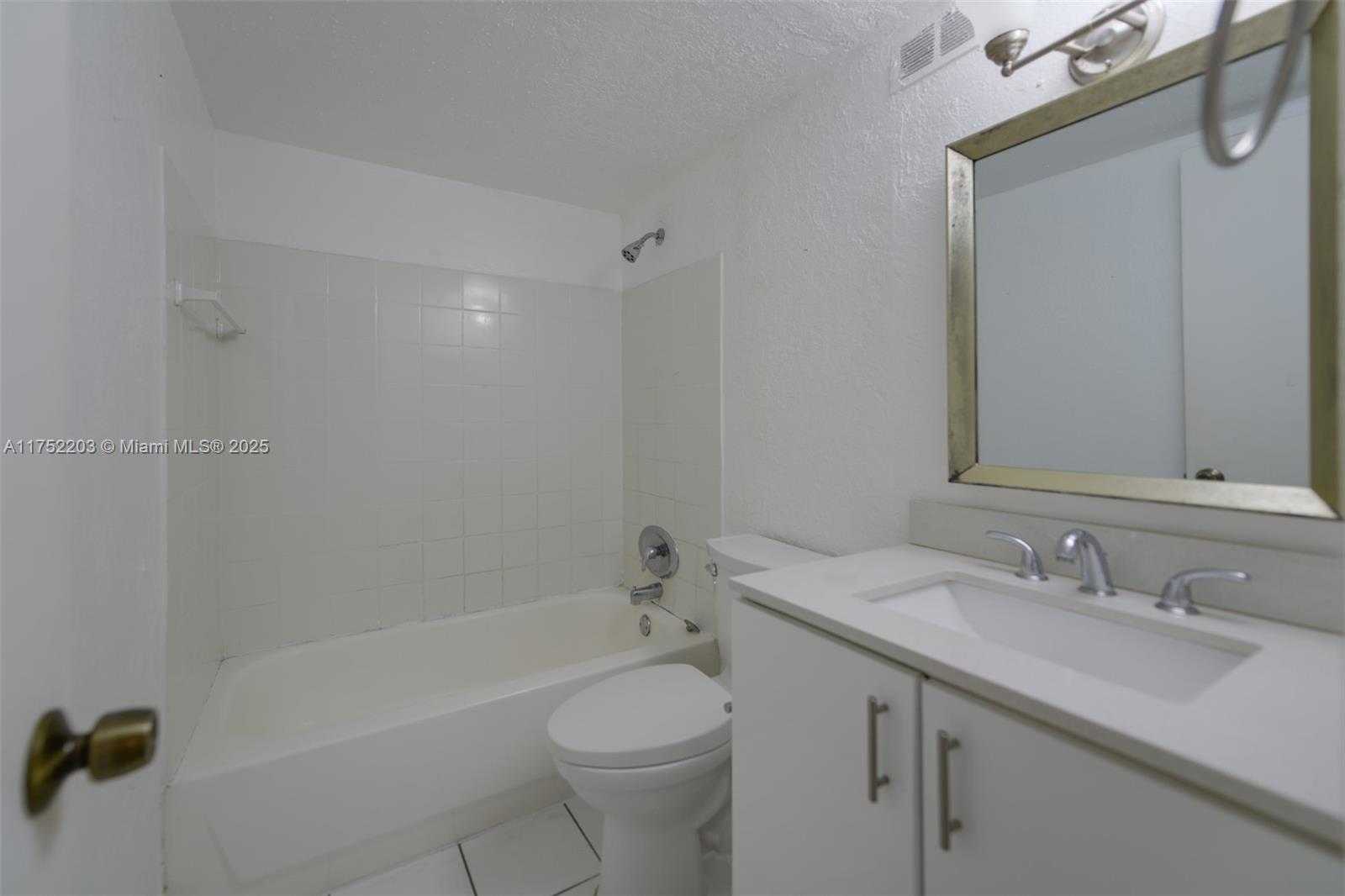 Small Image of 1251 NORTH EAST 108TH ST #411, Miami Number 17