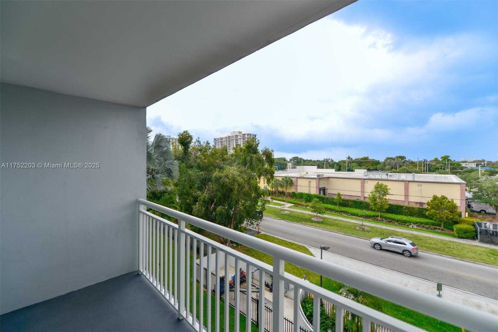 Small Image of 1251 NORTH EAST 108TH ST #411, Miami Number 20