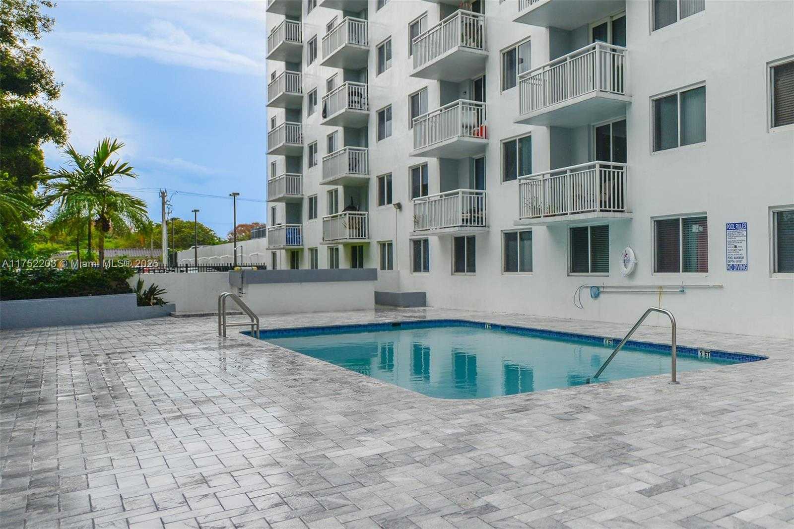 Small Image of 1251 NORTH EAST 108TH ST #411, Miami Number 25