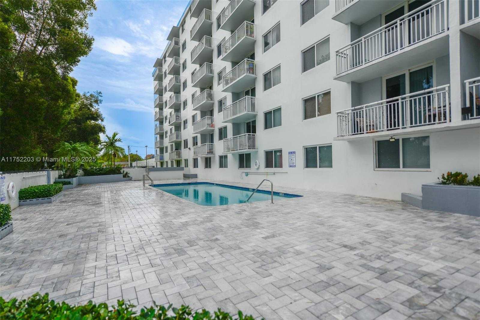 Small Image of 1251 NORTH EAST 108TH ST #411, Miami Number 26