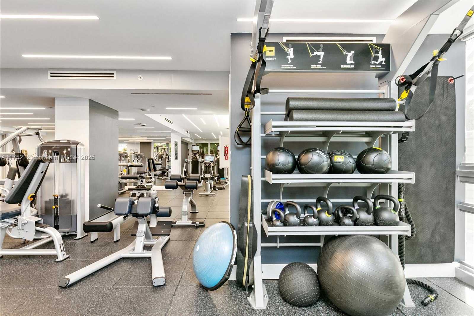 Small Image of 1541 BRICKELL AVE #A1202, Miami Number 31