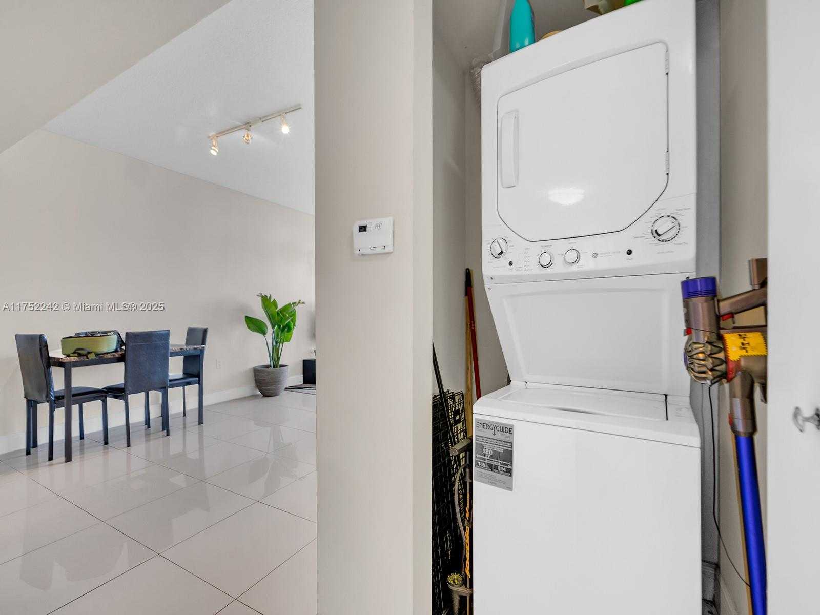 Small Image of 1861 NORTH WEST S RIVER DR #1410, Miami Number 26