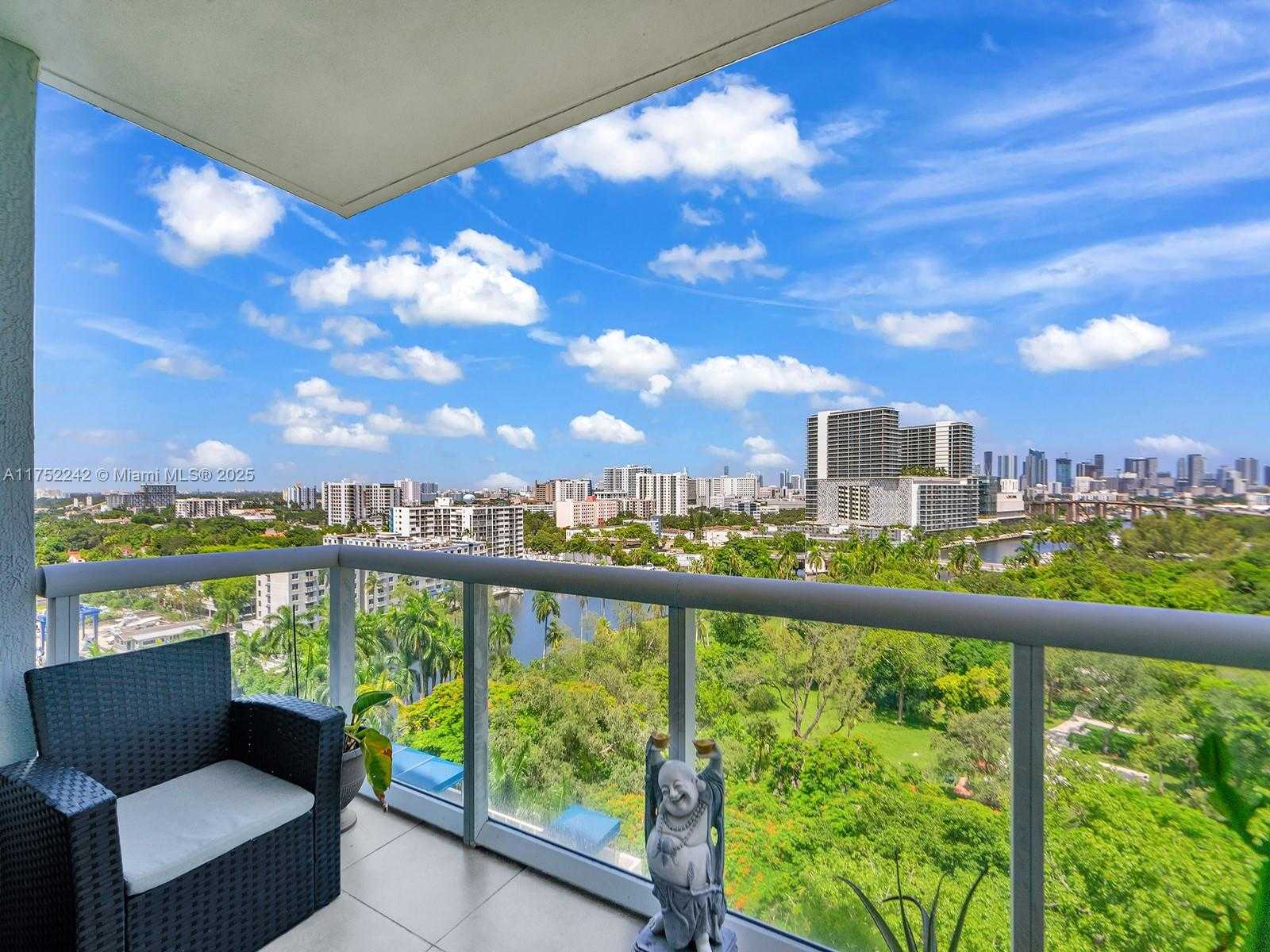 Small Image of 1861 NORTH WEST S RIVER DR #1410, Miami Number 28