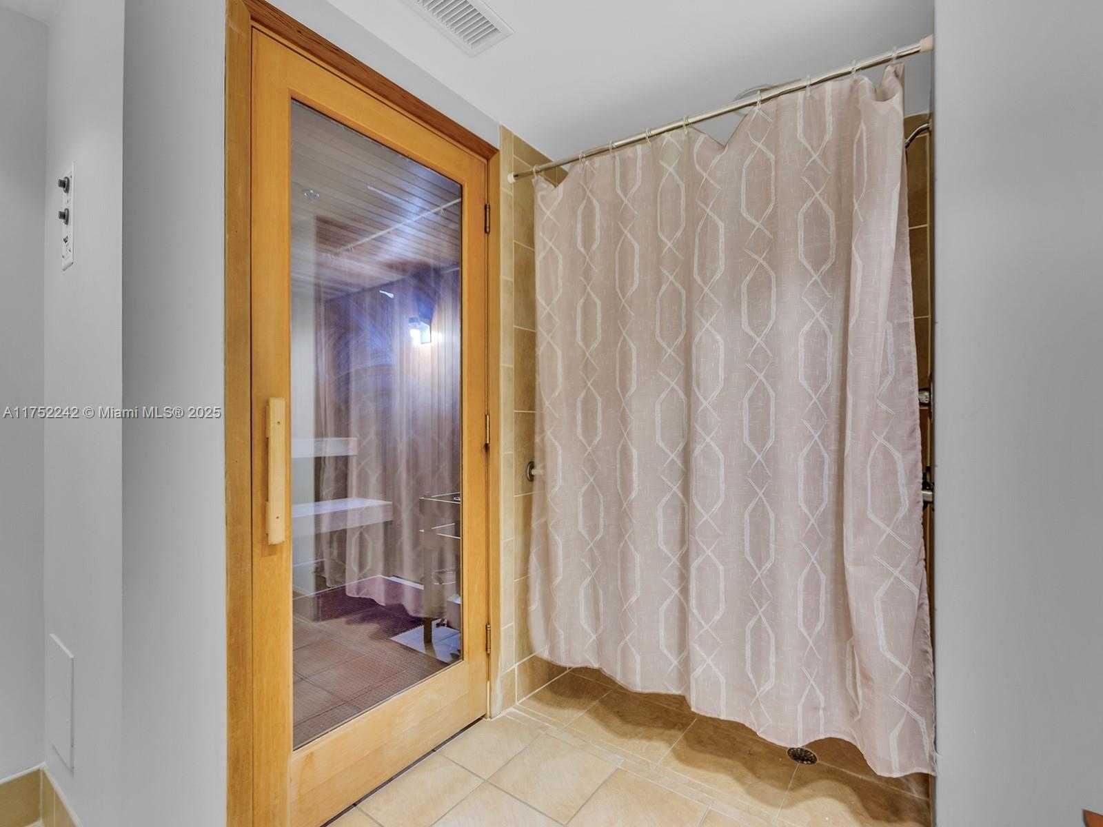 Small Image of 1861 NORTH WEST S RIVER DR #1410, Miami Number 33