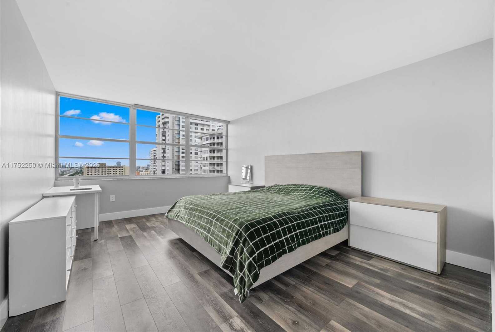 Small Image of 18011 BISCAYNE BLVD #1602, Aventura Number 20