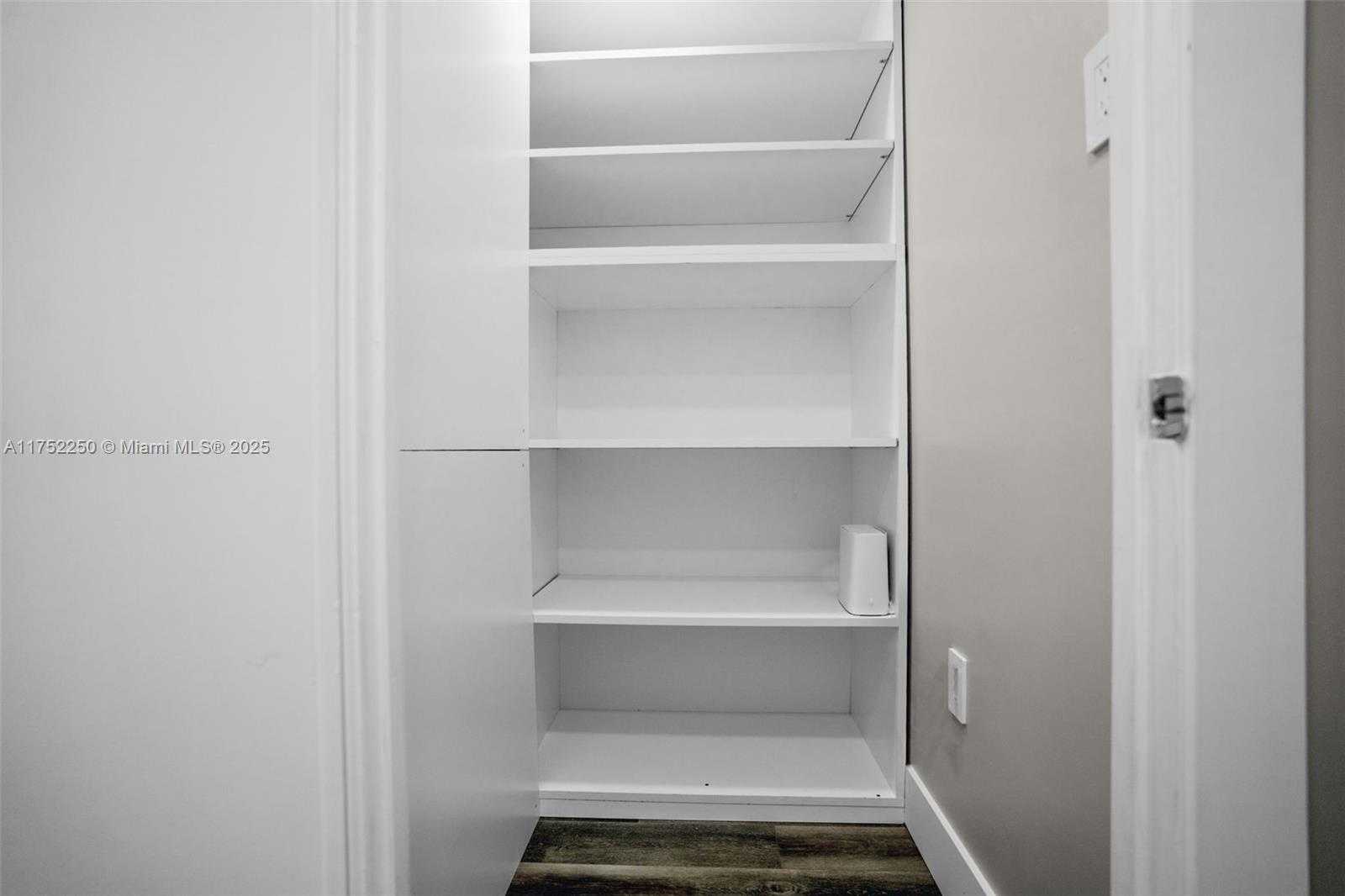 Small Image of 18011 BISCAYNE BLVD #1602, Aventura Number 27