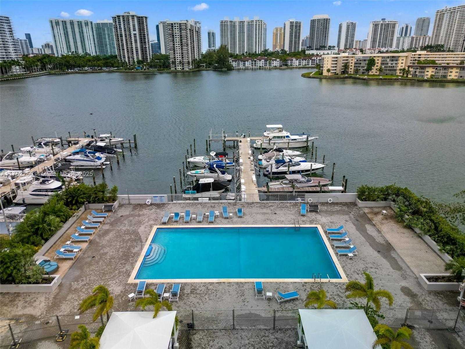Small Image of 18011 BISCAYNE BLVD #1602, Aventura Number 38