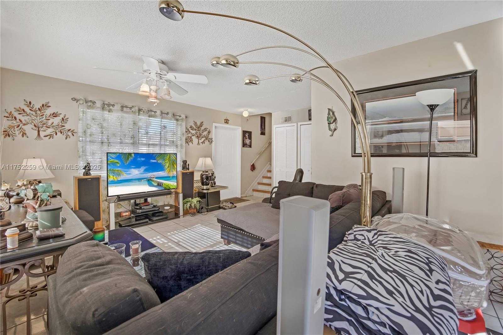 Small Image of 265 NORTH EAST 12TH AVE #265, Homestead Number 6